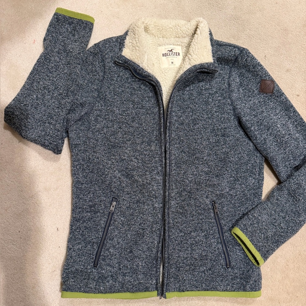 Hollister Men’s Full Zip Blue Sweater Jacket with Sherpa Lining. Sz Med